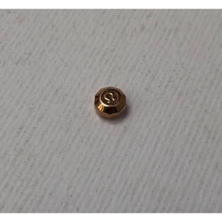 Núm zin Omega có LOGO