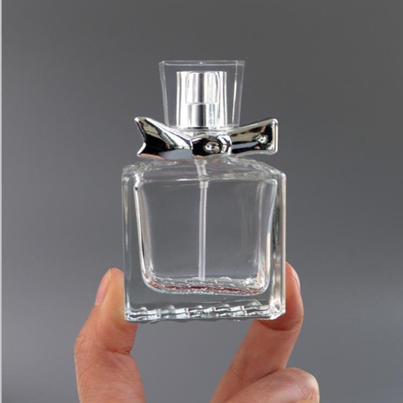 Chai Rỗng 30ml Bằng Thủy Tinh Dạng Nhấn Đựng Nước Hoa Dạng Nhấn Tiện Lợi Du Lịch