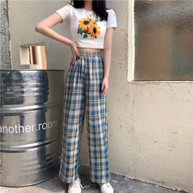 Áo thun lụa croptop in hoa nổi siêu xinh HÀNG Y HÌNH