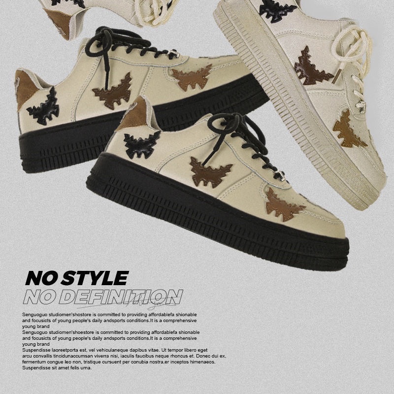 Giày da thể thao hoạ tiết ulzzang