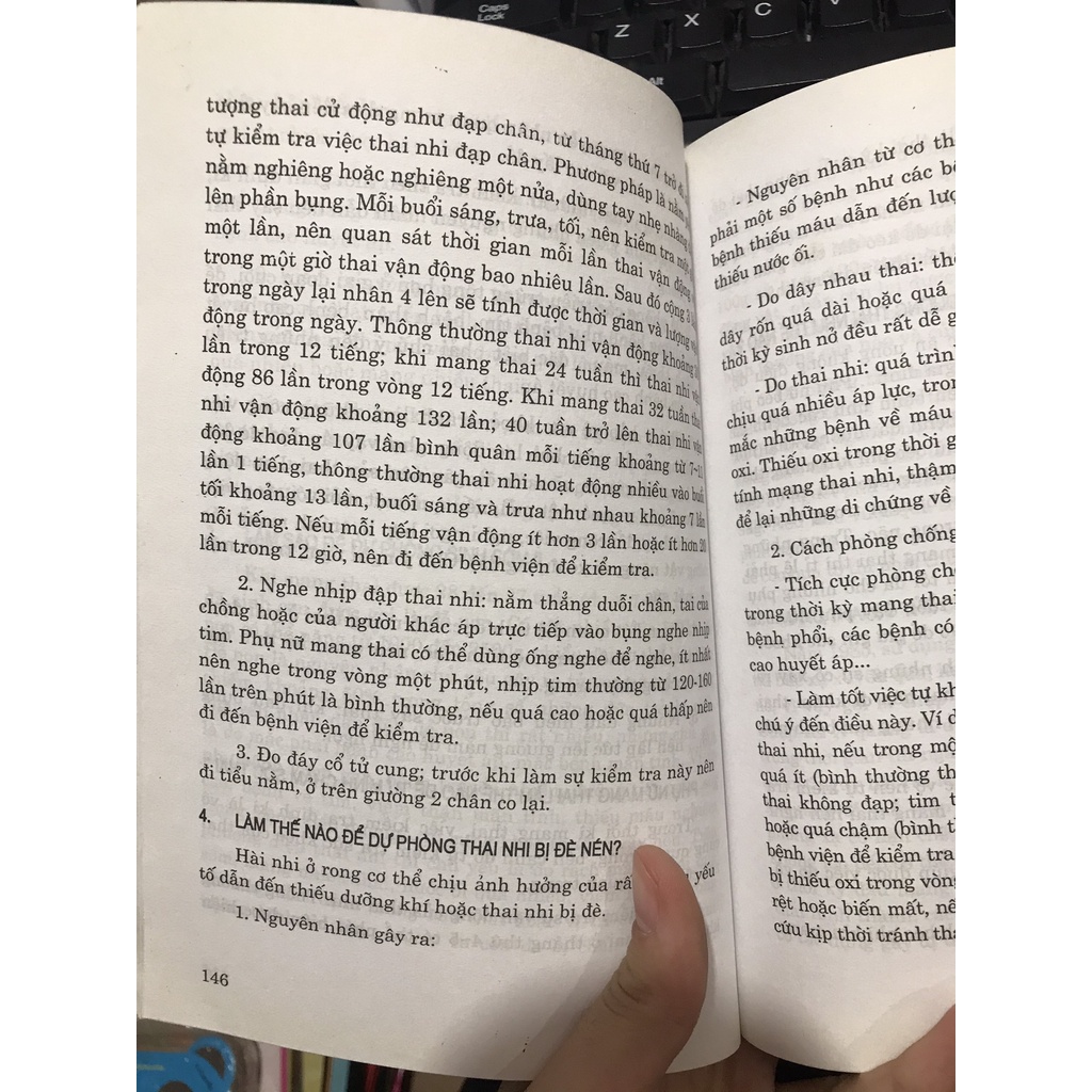 Sách - Phụ nữ mang thai cần biết