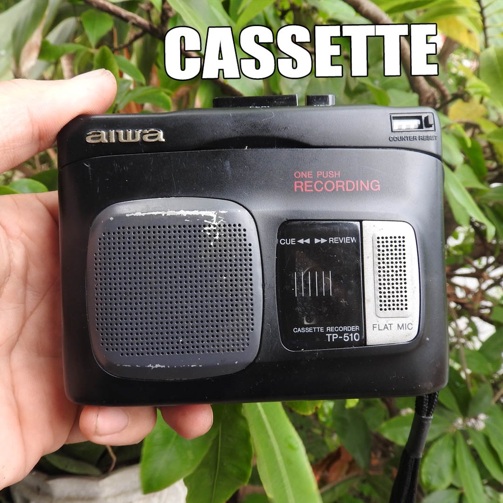 Máy nghe nhạc Cassette Aiwa TP-510 loa ngoài kiểu dáng đẹp logo Vàng máy nghe hay