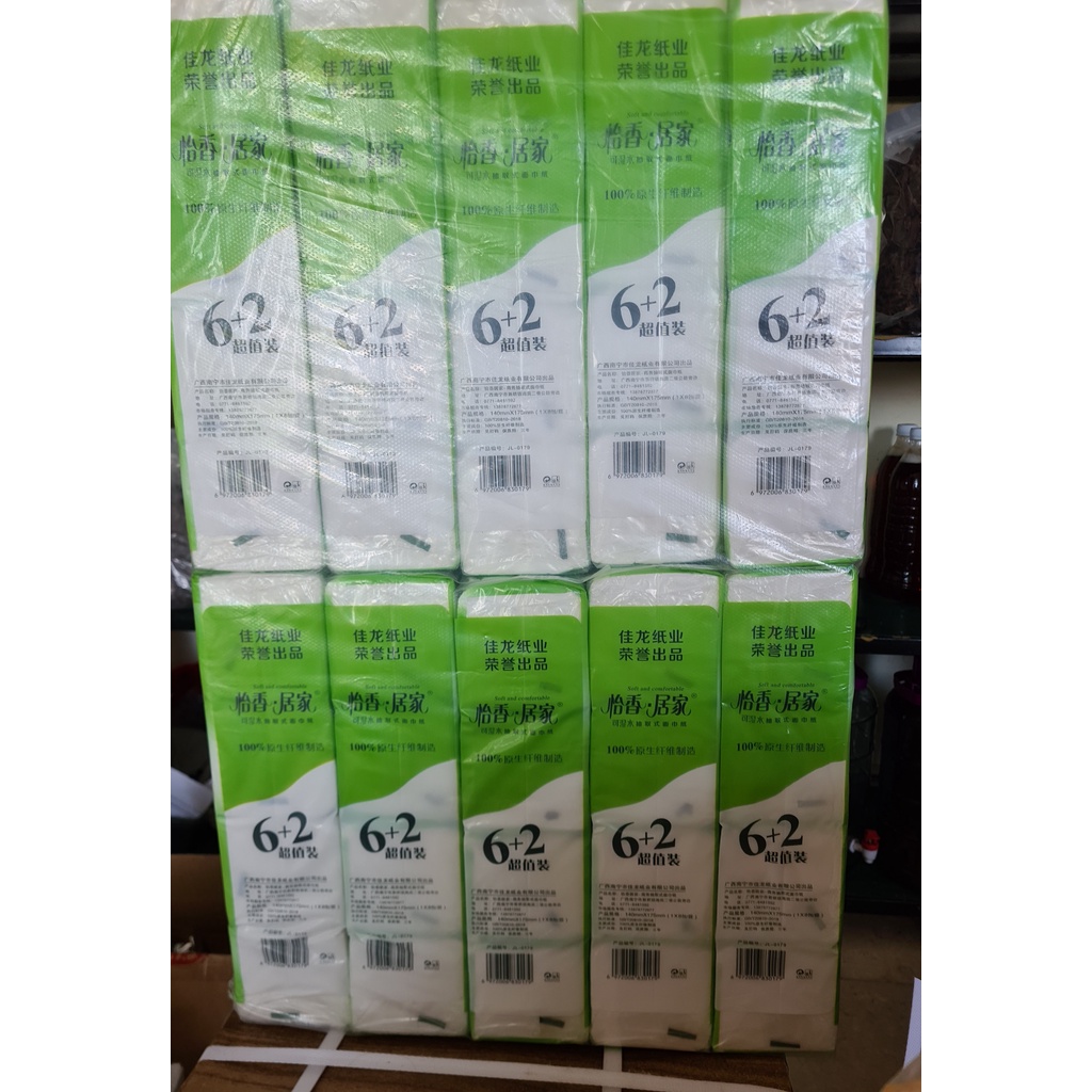 Giấy rút trà xanh loại một bịch 8 hộp mỗi hộp 430 tờ
