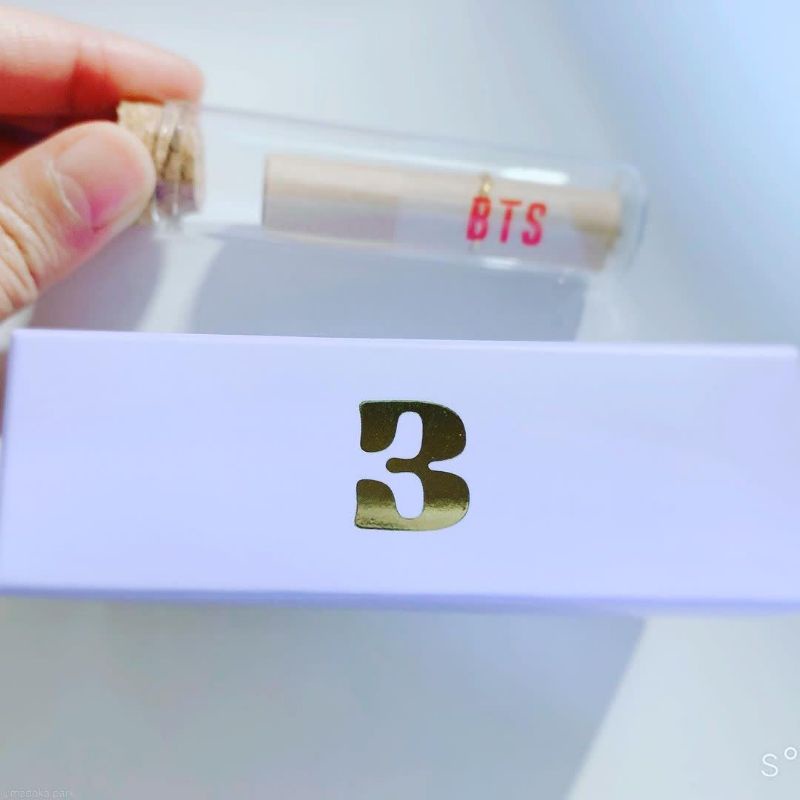 BTS 2021 HOLIDAY COLLECTION, 𝑳𝙞𝑻𝑻𝑳𝑬 𝑾𝞘𝑺𝑯 SPECIAL BOX