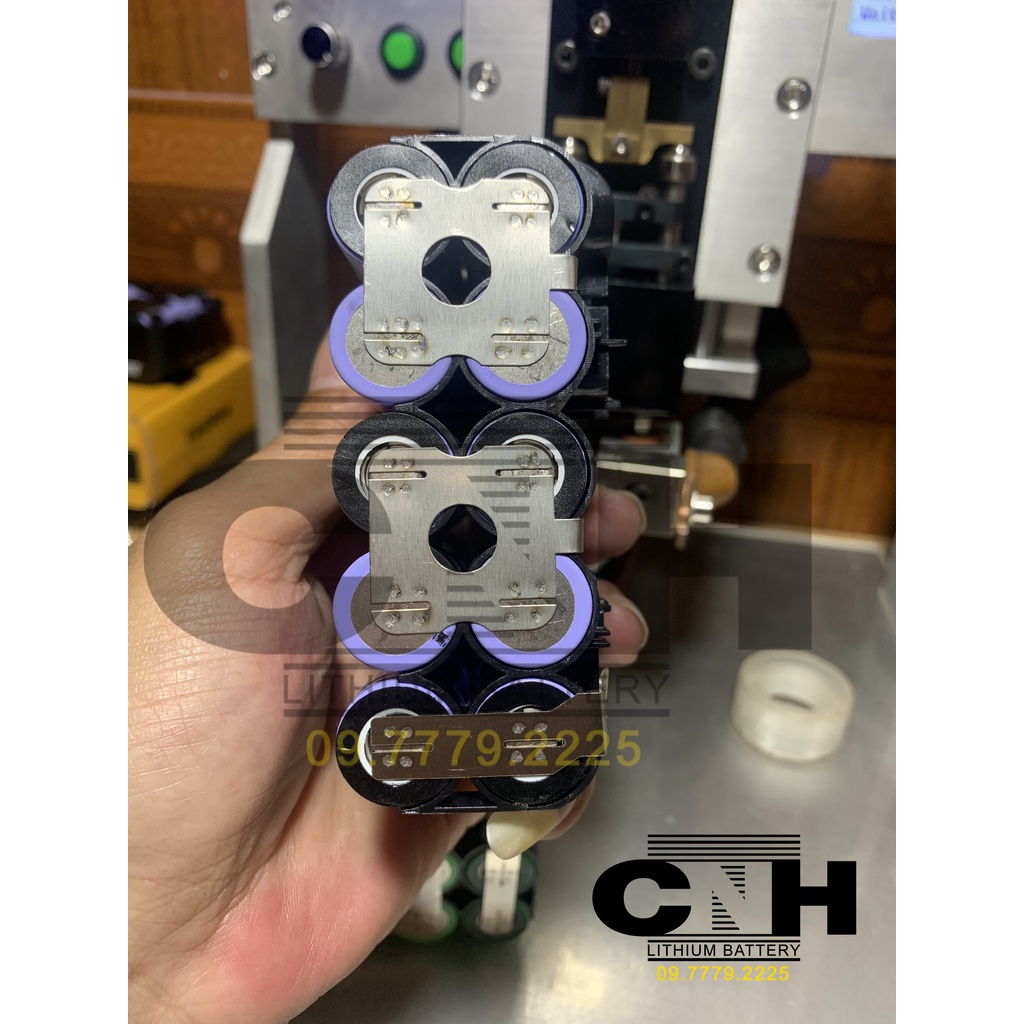 Pin MAKITA 18v đóng mới