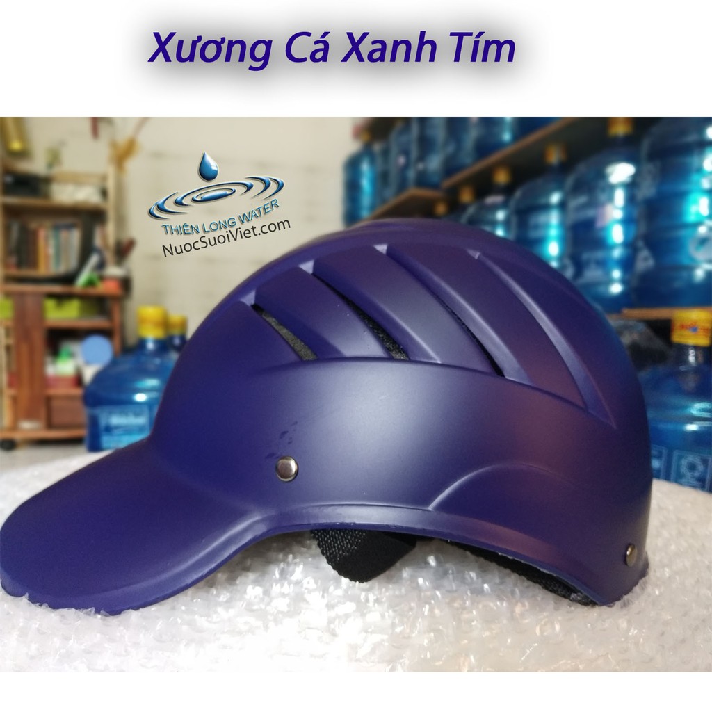 Nón Bảo Hiểm Lưỡi Trai 13 Lỗ Thông Gió Tem Vespa -Mũ Bảo Hiểm Dạng Kết Xương Cá