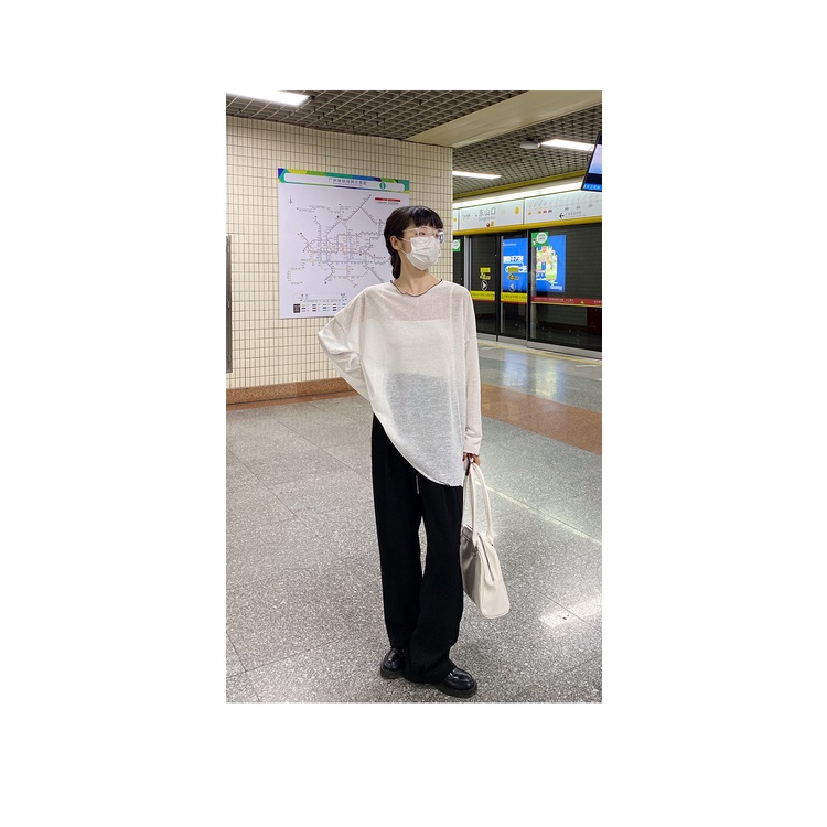 Áo dài tay oversize see through nữ tính