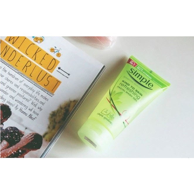Sữa Rửa Mặt Dịu Nhẹ Dạng Gel Simple Refreshing 150ml chính hãng - Sữa rữa mặt chống lão hóa tri mụn Simple | BigBuy360 - bigbuy360.vn