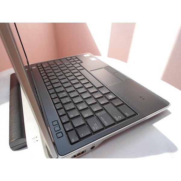 DELL LATITUDE E6220 màn 12 inch siêu nhẹ