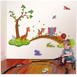 Decal dán tường hình thú qua cầu