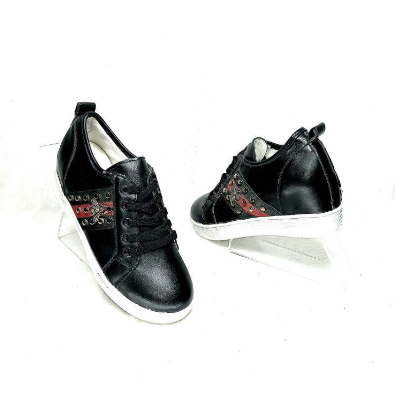 GIÀY SNEAKERS NAM + NỮ - GIÀY THỂ THAO NAM + NỮ - HÀNG MỚI - SALE KHỦNG 50% - HÀNG XUẤT KHẨU CAO CẤP - NHIỀU MẪU