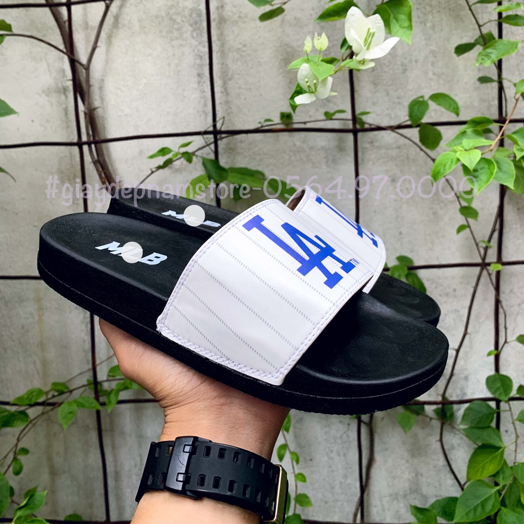 Dép quai ngang nam nữ Dsquared2 logo lá Phong nhiều màu sắc,dép thời trang hàn quốc siêu hot 2023