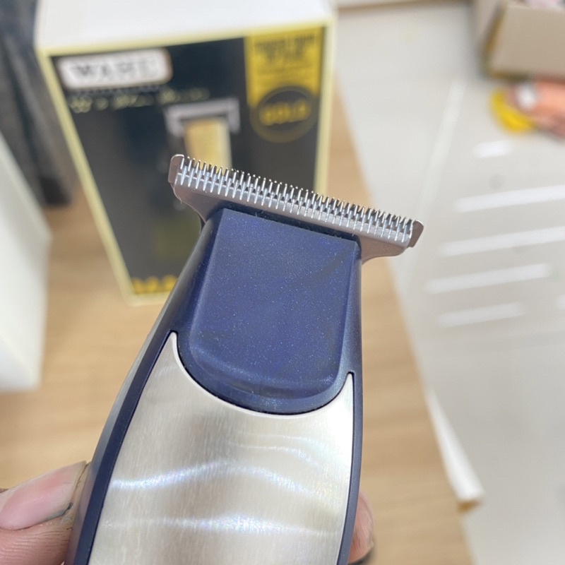 Tông đơ chấn viền Kemei 5021 đã mài chuốt