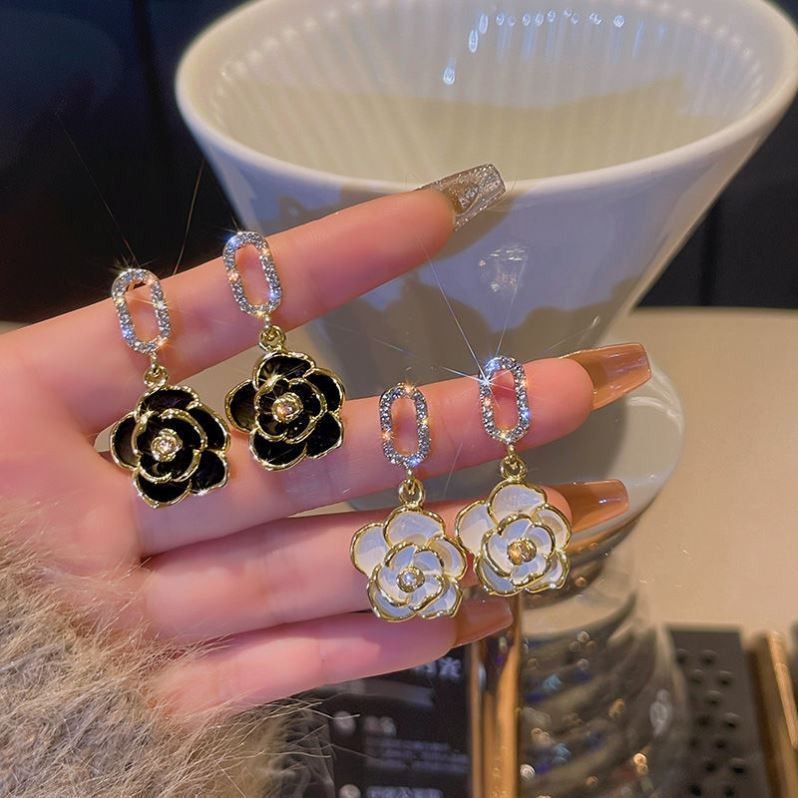 Khuyên Tai Hình Hoa Trà Phong Cách Hàn Quốc Cổ Điển Chất Lượng Cao Cho Nữ