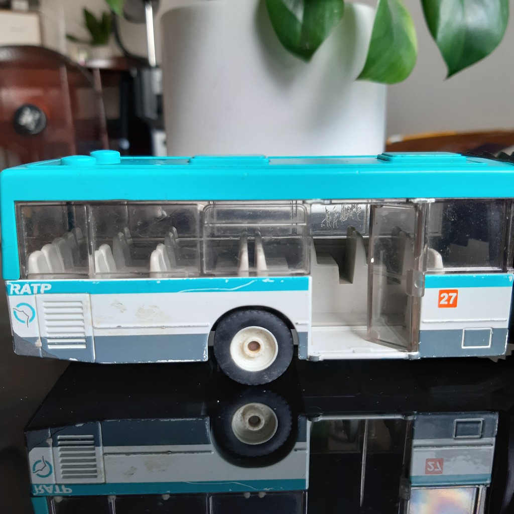 Bộ 2 mô hình xe buýt dài 1 Long tomica bus  - SIKU Mescedes Benz  200 mm