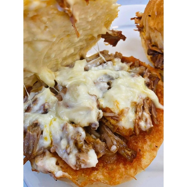 BURGER SƯỜN BBQ PHOMAI