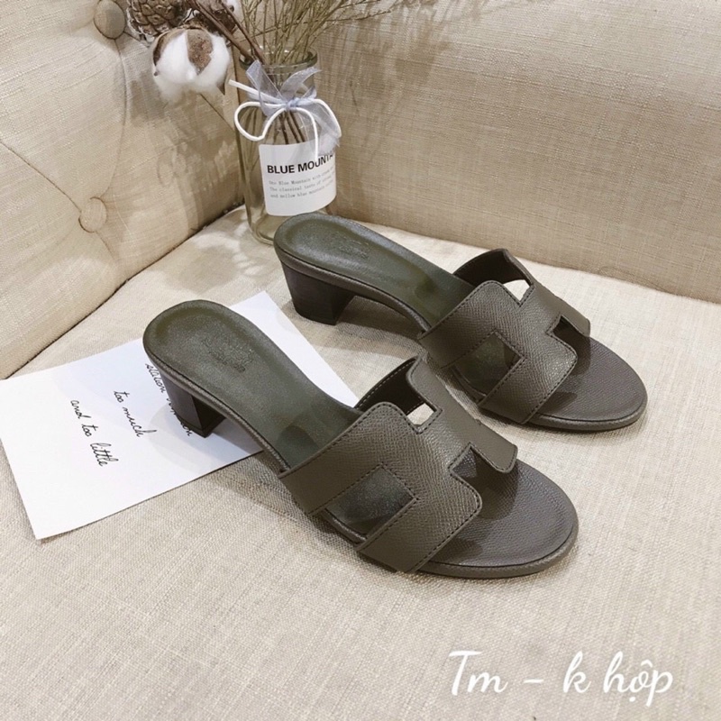 Guốc HM đế cao 5cm da mềm hàng loại 1 màu đen, ghi đá