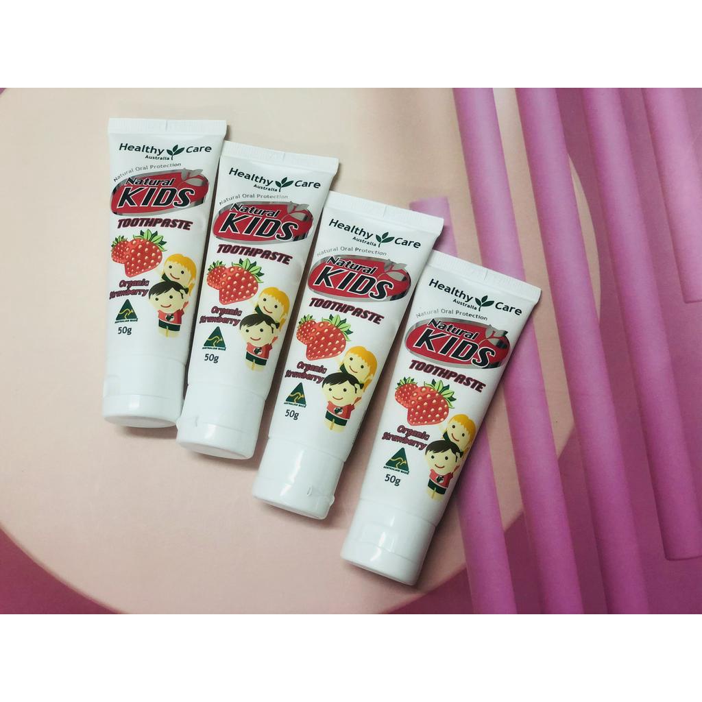 Kem đánh răng vị dâu Healthy Care cho trẻ em.