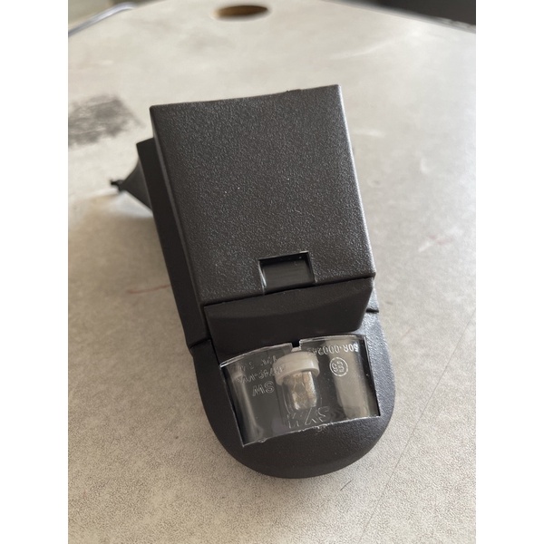 Cụm đèn chiếu biển số xe Shark SYM