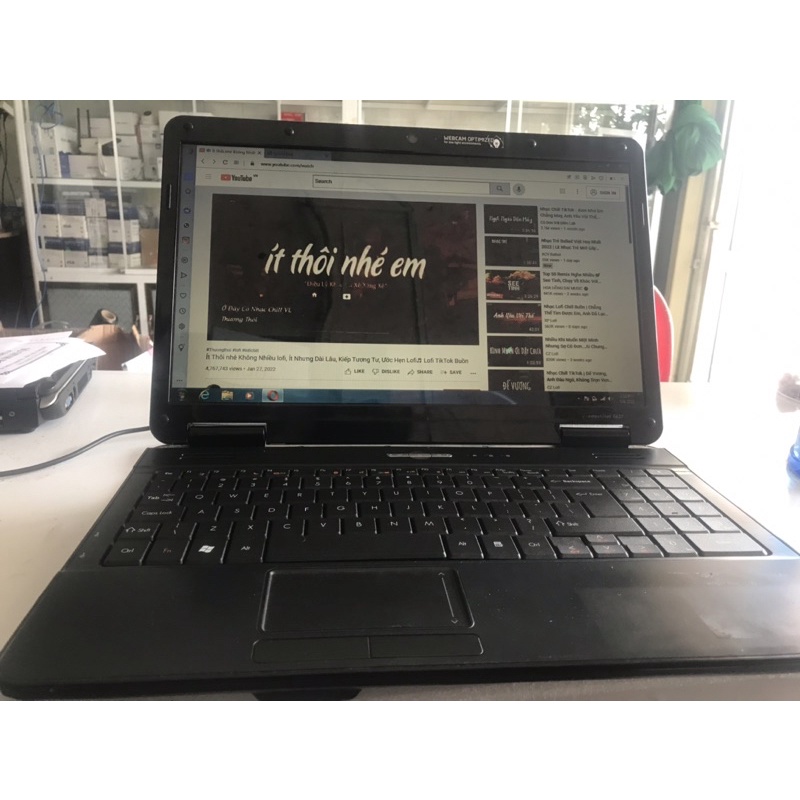 Laptop acer emachines văn phòng