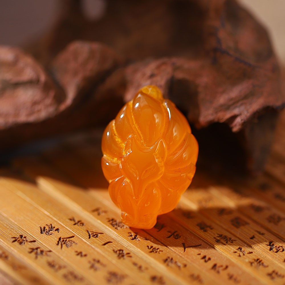 Mặt Vòng cổ Thủ Công Hình Cáo Chín Đuôi Đá May Mắn Tự Nhiên