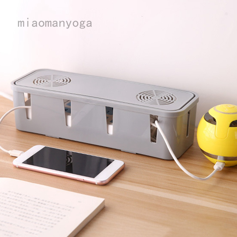 Hộp Nhựa Đựng Ổ Cắm Điện An Toàn Tiện Dụng