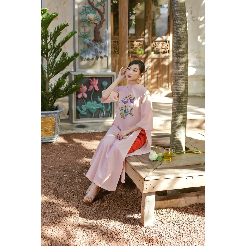 Áo dài cách tân hồng