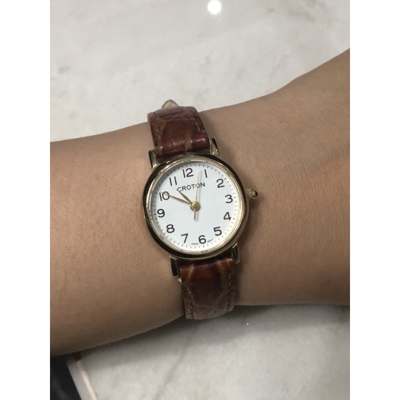 ĐỒNG HỒ SI NHẬT CHÍNH HÃNG DÂY DA DÀNH CHO NỮ - THƯƠNG HIỆU CROTON