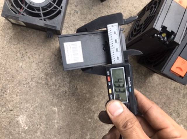 Quạt server Hp delta 12v 1.35A , vuông 8cm có khung bảo vệ full