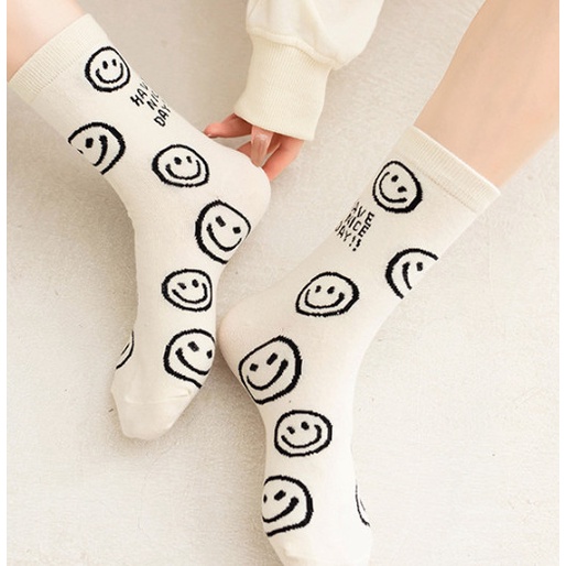Vớ Tất Mặt Cười cao cổ Nam Nữ siêu dễ thương và xinh xắn