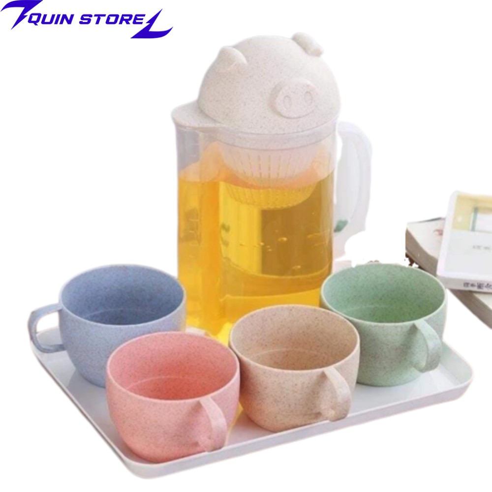 Bộ Bình Đựng Nước Nhựa Lúa Mạch Hình Heo Đáng Yêu Kèm 4 Cốc Tiện Dụng