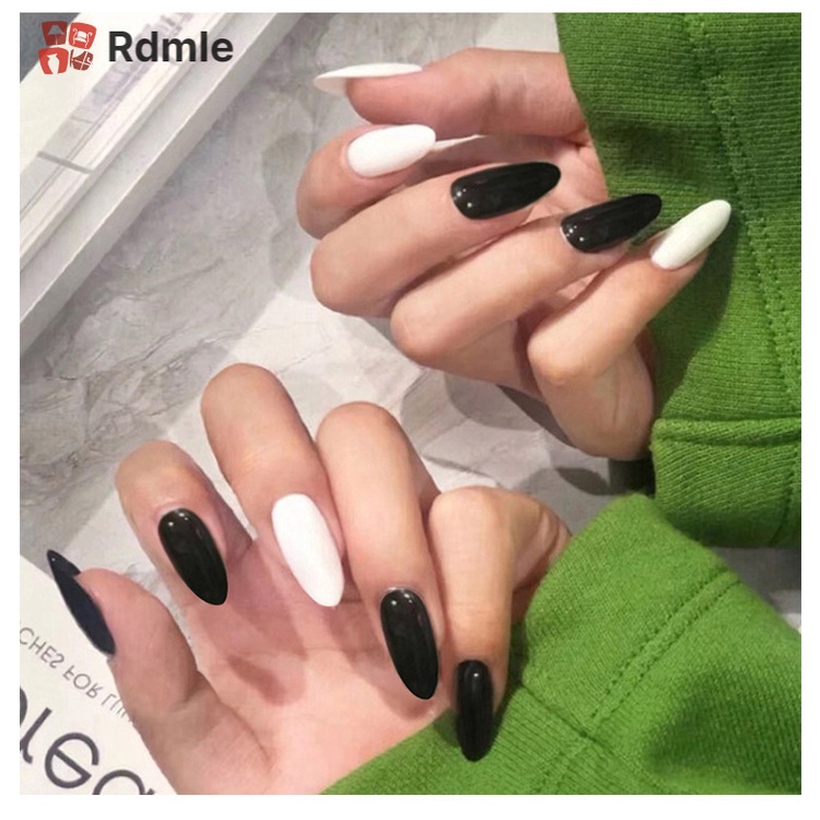 Set 24 Móng Tay Giả Đầu Nhọn Màu Trơn Trắng Đen Thời Trang