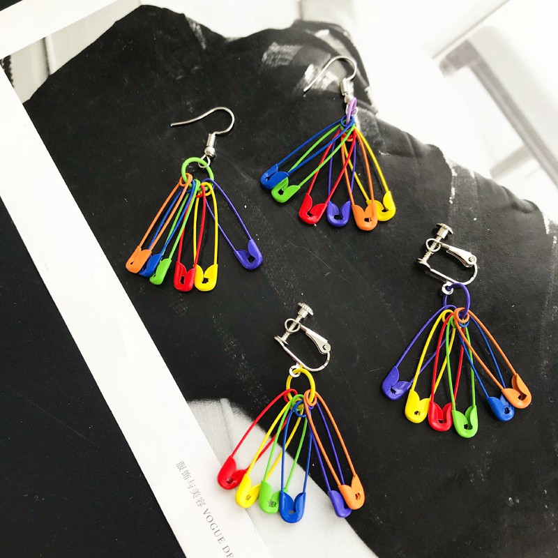 Bông Tai Hình Kim Băng Màu Cầu Vồng