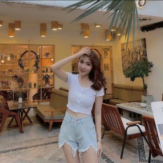 ÁO CROPTOP THUN GÂN 💖💖 NÚT BẤM