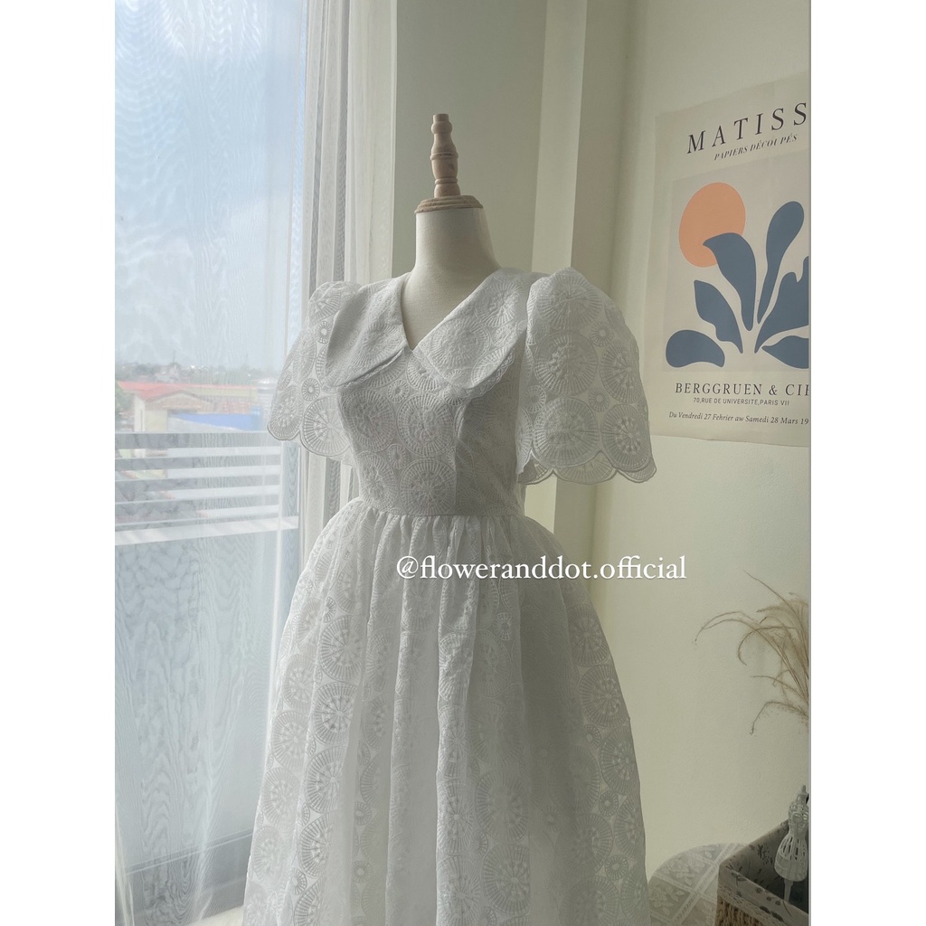 Đầm Lily of the Valley dáng maxi trắng - Flower & Dot