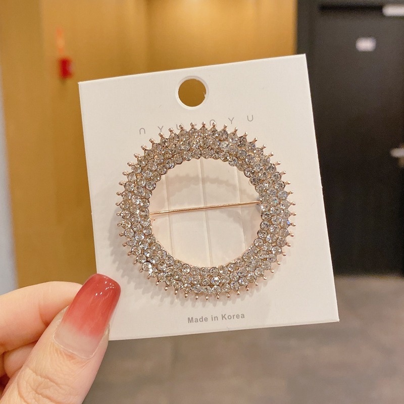 Ghim cài áo thiết kế phong cách mới 2021 thời trang cho nữ