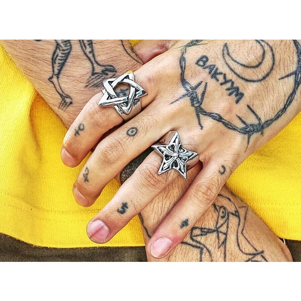 Nhẫn unisex  Chrome Heart ngôi sao lớn hợp kim cao cấp.