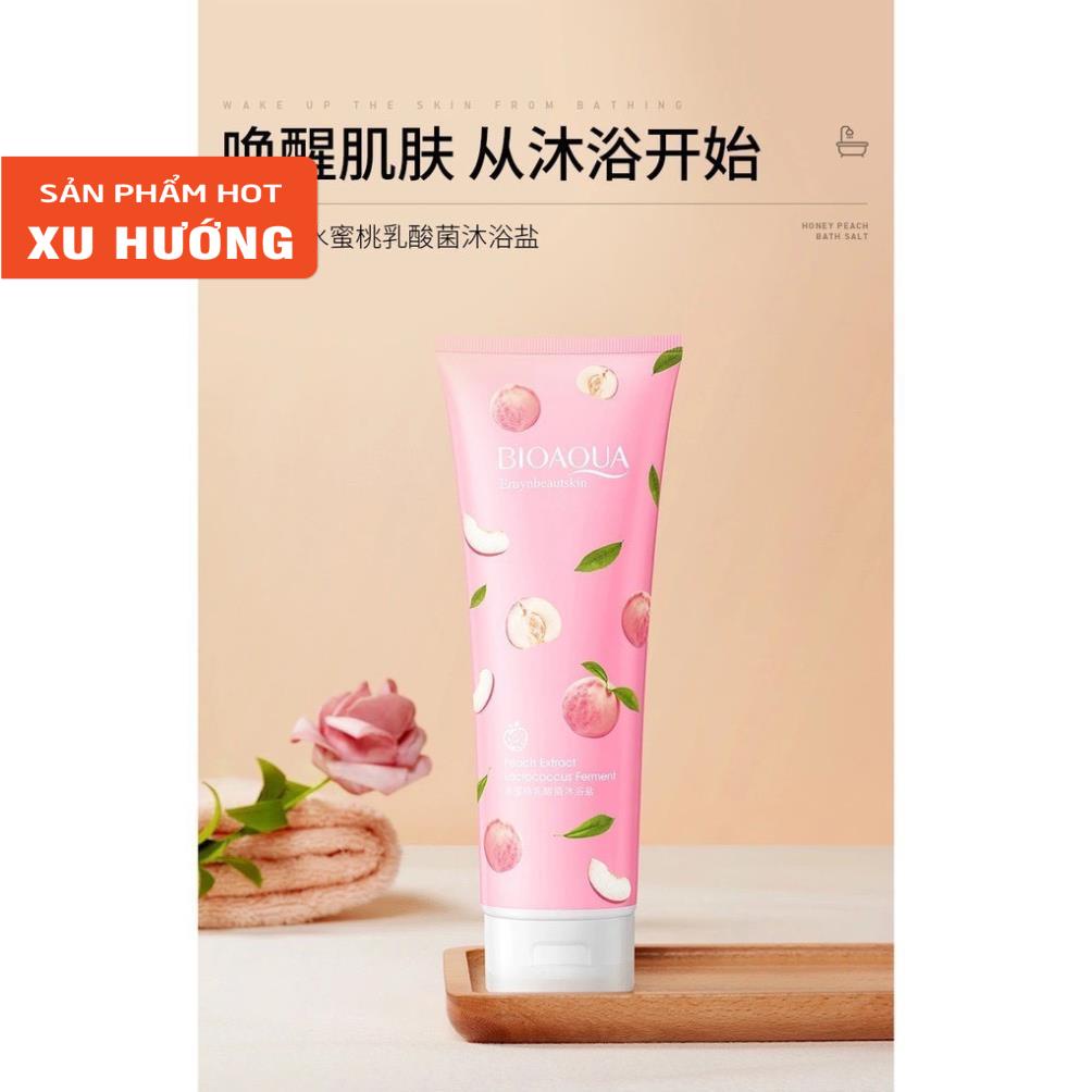 Muối tắm tẩy tế bào da chết body đào tươi Bioaqua làm sạch sâu, giảm_mụn body 250ml - Glow Vietnam