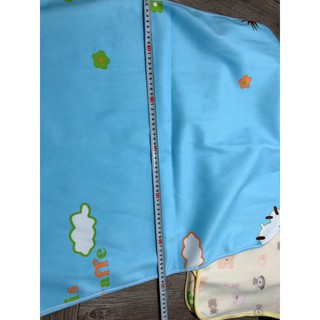 Lót chống thấm lưới cao su cho bé