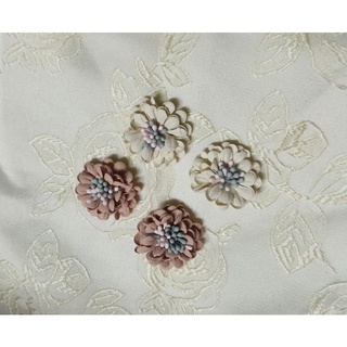 Hoa handmade cúc cánh cứng