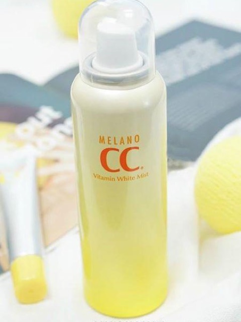 Xịt Khoáng Trắng Da Rohto CC Melano Spray Mist 100g