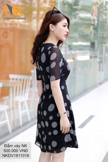 Đầm xoè voan tròn kẻ