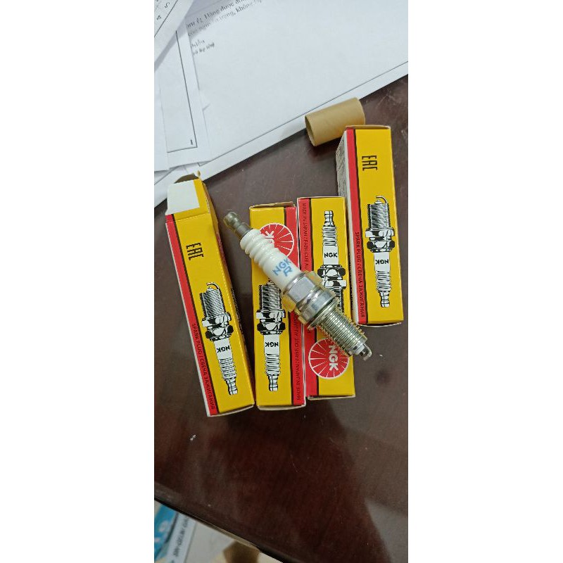 Bugi NGK xe chervolet spark matiz 4