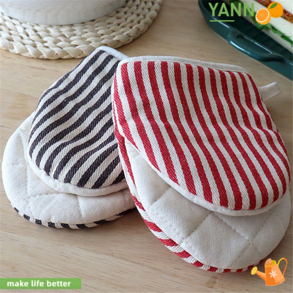 Găng Tay Cách Nhiệt Dày Dặn Kiểu Dáng Mới Dành Cho Nhà Bếp 1