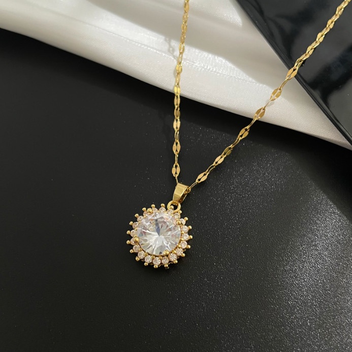 Dây Chuyền Titan Hoa Kim Cương Nhân Tạo Sang Trọng TT 4171