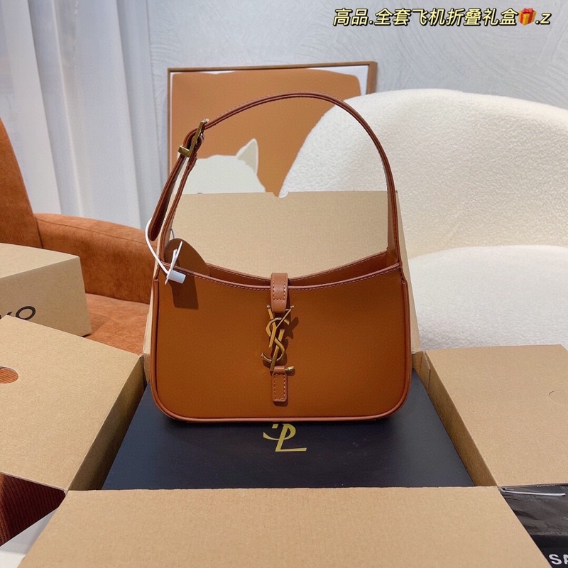 Túi xách ýsl kẹp nách sz 26 chất da thật hàng 2 box