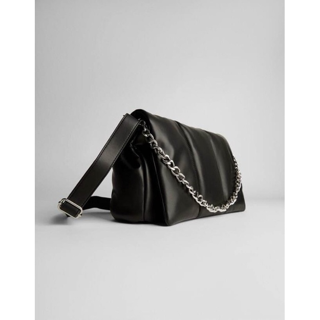 TNS - Túi đeo vai chữ nhật da mềm chần bông siêu trendy Berksha Shoulder Bag-màu đen classic