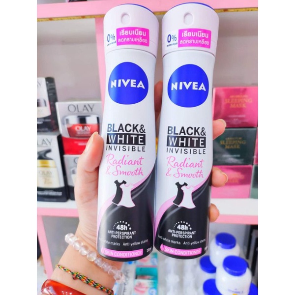 Xịt Khử Mùi Nivea (Black&White Invisible) 150ml