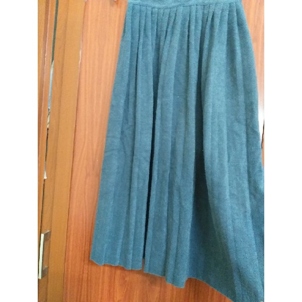 Chân váy dạ dập li màu ghi xám size S thanh lý