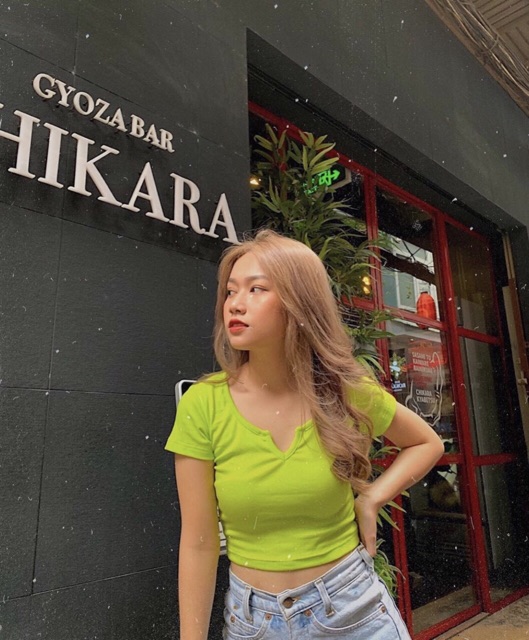 [ Mã WASTAPR giảm 10K đơn 50K] ÁO CROPTOP KHOÉT V | BigBuy360 - bigbuy360.vn